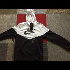 Nike heritage fleece hoodie women size small NWT